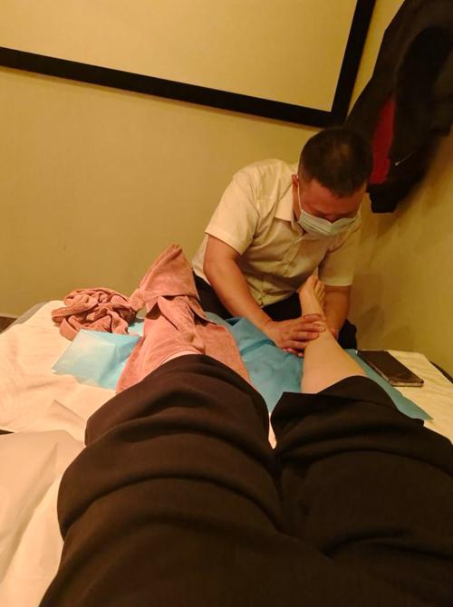 武汉老哥亲测分享：高压工作后，如何选对桑拿彻底放松不踩坑？